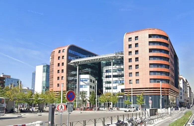 Bureau dans Lyon à louer - Photo de l’immeuble – Image 2 sur 10