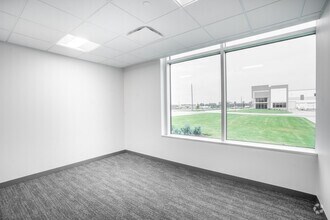 9100 FM 1405, Baytown, TX à vendre Photo intérieure– Image 2 sur 11