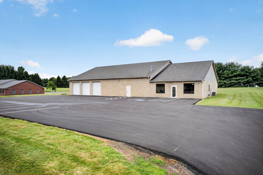5240 Cleveland Ave, Wooster, OH à vendre - Photo de l’immeuble – Image 2 sur 28