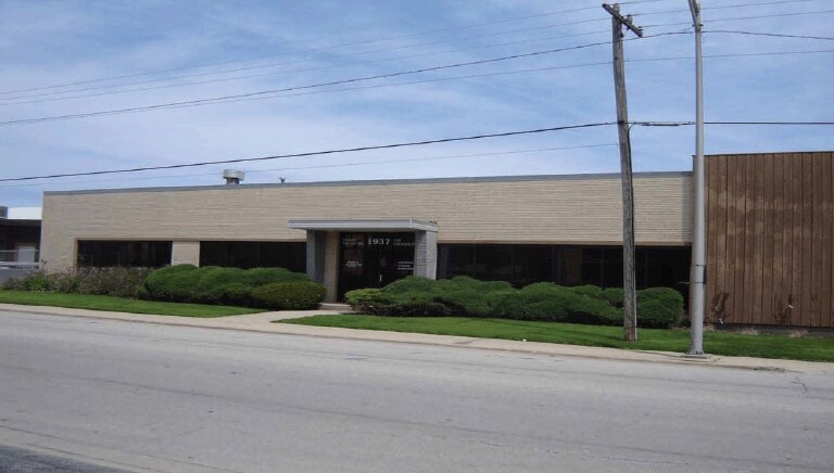 1937 N 17th Ave, Melrose Park, IL à vendre Photo principale– Image 1 sur 8