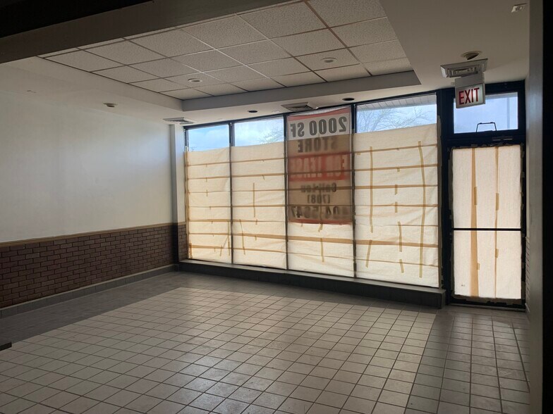 1733-1739 N Harlem Ave, Chicago, IL à louer - Hall d’entrée – Image 2 sur 18