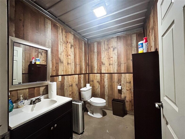 300 N 14th St, Clinton, OK à vendre - Photo de l’immeuble – Image 2 sur 13