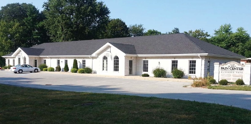 613 W Lincoln Rd, Kokomo, IN à vendre Photo principale– Image 1 sur 17