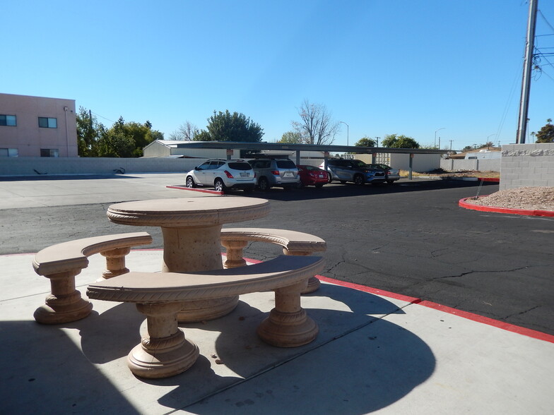 1345 E Main St, Mesa, AZ à louer - Photo de l’immeuble – Image 3 sur 8