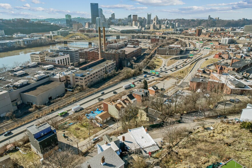 1144 Province St, Pittsburgh, PA à vendre - Photo de l’immeuble – Image 3 sur 40