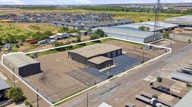 8210 San Gabriel Dr, Laredo, TX à louer Photo intérieure– Image 1 sur 23