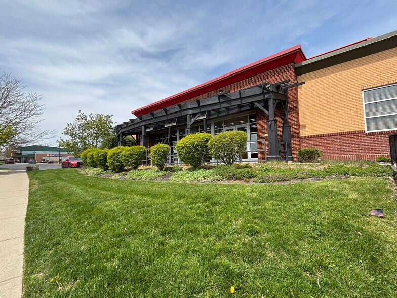 5013 Bowen Dr, Mason, OH à vendre - Photo de l’immeuble – Image 3 sur 15