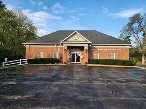 5455 W Grand Ave, Gurnee, IL à louer Photo de l’immeuble– Image 1 sur 7
