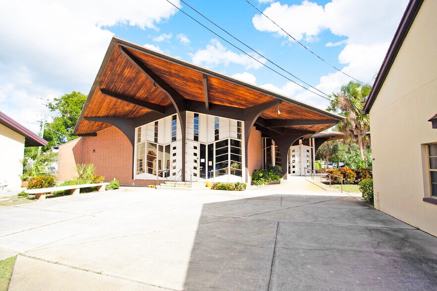 5995 Dr Martin Luther King Jr St S, Saint Petersburg, FL à vendre - Photo de l’immeuble – Image 2 sur 18