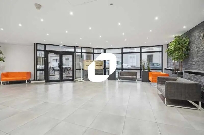 Bureau dans Levallois-Perret à vendre - Photo de l’immeuble – Image 2 sur 15