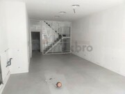 Interior local