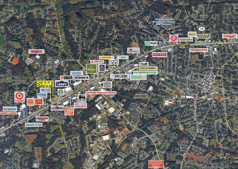 1386 W Wade Hampton Blvd, Greer, SC à louer - Photo de l’immeuble – Image 2 sur 3