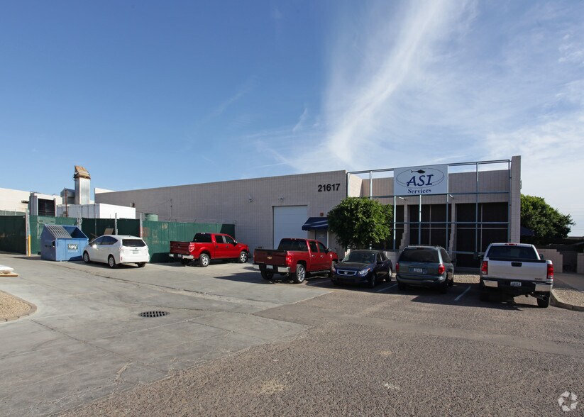 21617 N 2nd Ave, Phoenix, AZ à louer - Photo de l’immeuble – Image 2 sur 20
