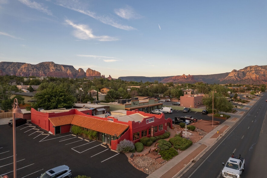 1670 W Highway 89A, Sedona, AZ à vendre - Photo de l’immeuble – Image 3 sur 47