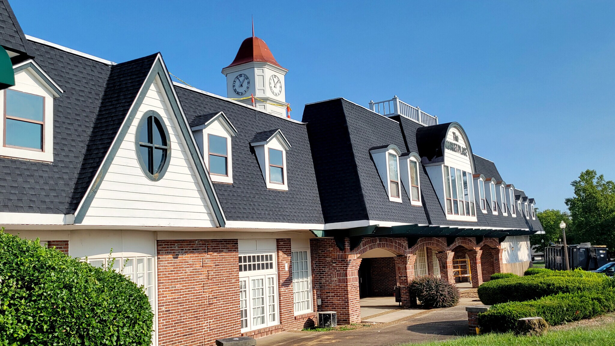 1600 Heritage Lndg, Saint Charles, MO à louer Photo principale– Image 1 sur 12