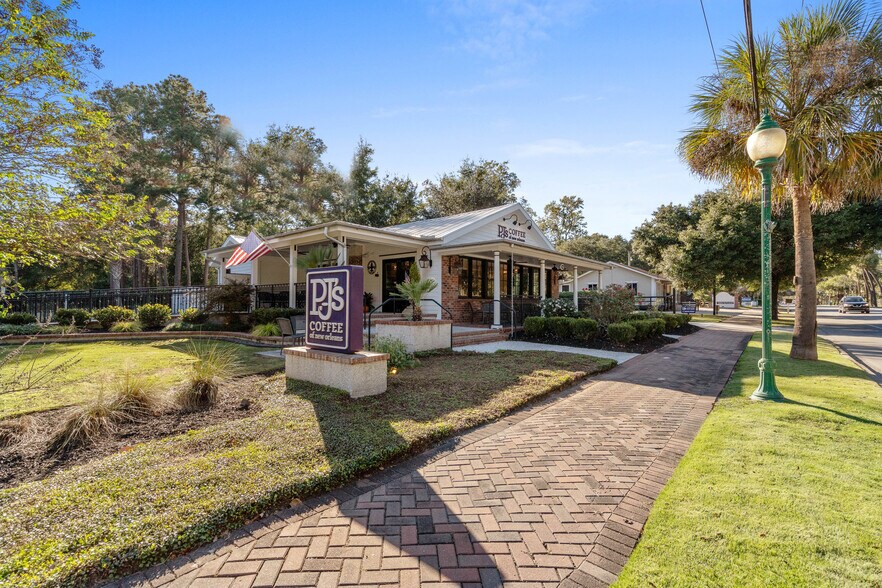 8026 E Main St, Ridgeland, SC à vendre - Photo de l’immeuble – Image 1 sur 64