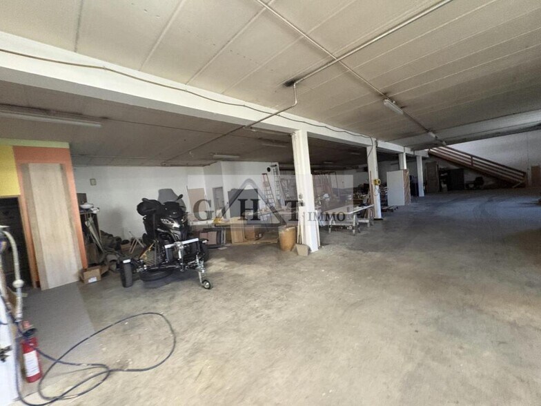 Industriel/Logistique dans Méry-sur-Oise à vendre - Photo intérieure – Image 3 sur 11