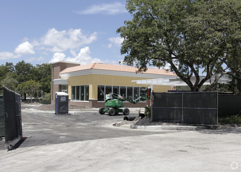 12391 W Sunrise Blvd, Plantation, FL à vendre - Photo principale – Image 1 sur 11