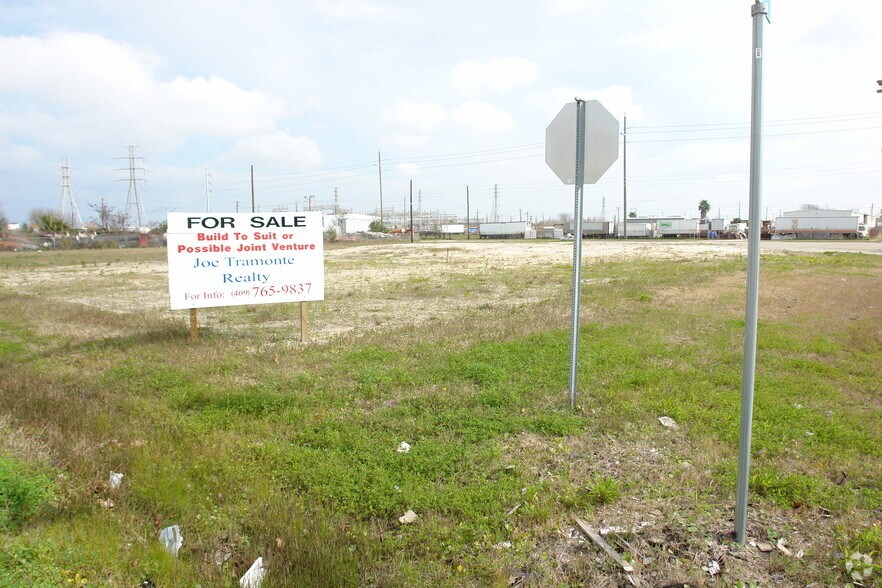 Winnie St, Galveston, TX à vendre - Photo de l’immeuble – Image 2 sur 8