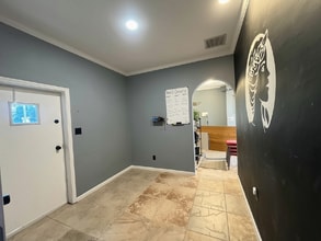 501 E Gadsden St, Pensacola, FL à louer Photo intérieure– Image 2 sur 7