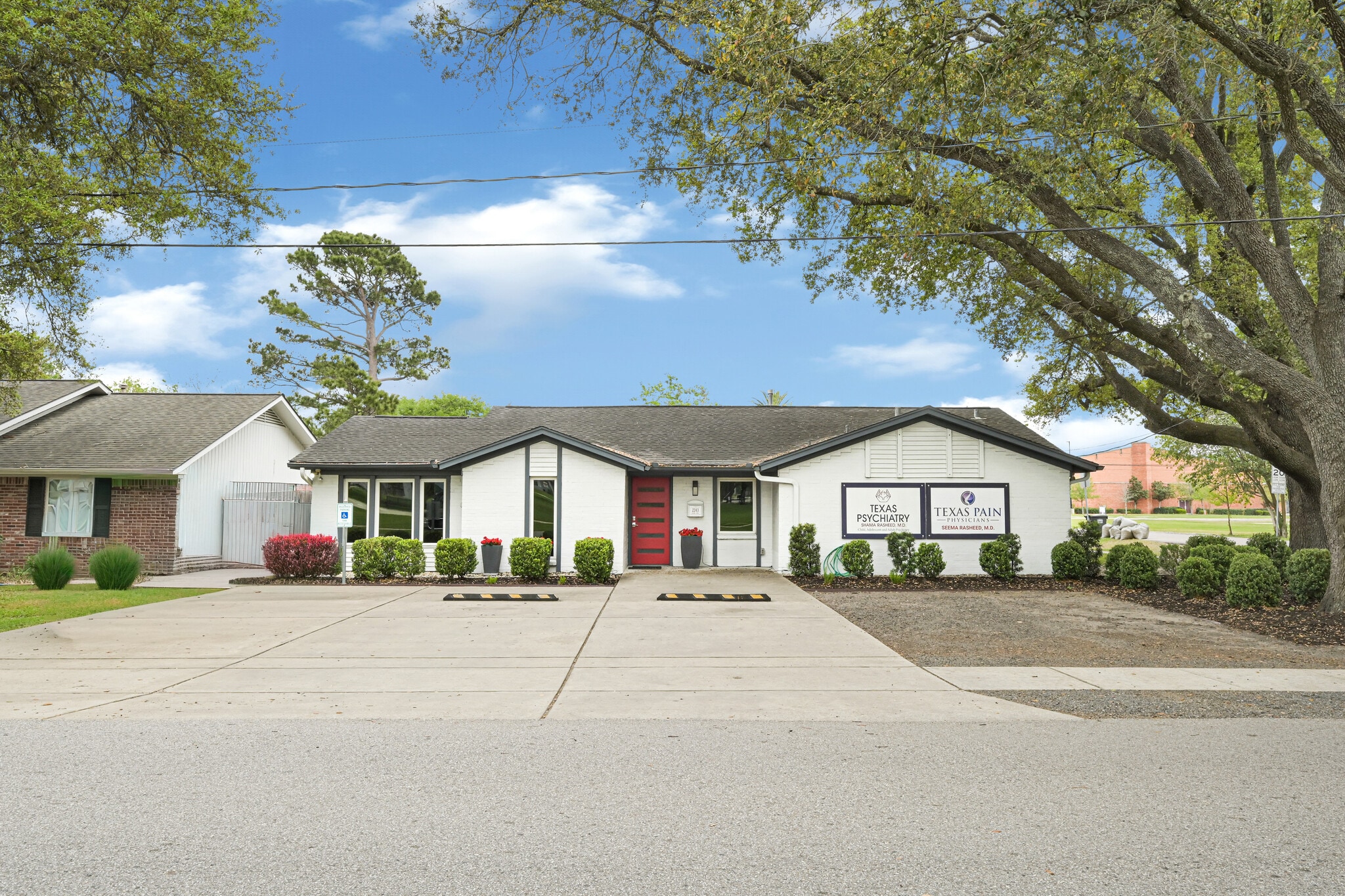 2243 N Park Ave, Pearland, TX à louer Photo principale– Image 1 sur 8