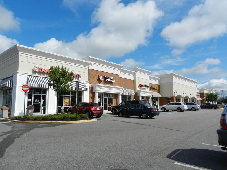 11500-11556 Busy St, North Chesterfield, VA à louer - Photo de l’immeuble – Image 3 sur 5
