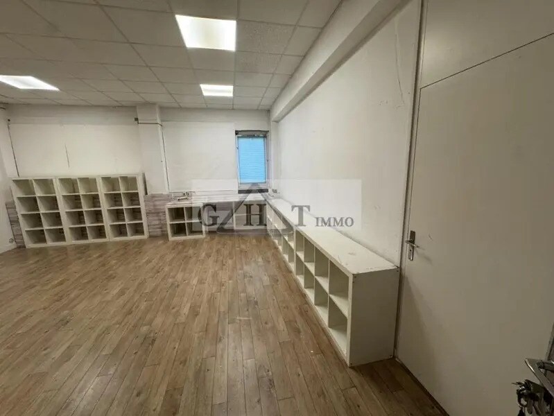 Bureau dans Igny à louer Photo intérieure– Image 1 sur 4
