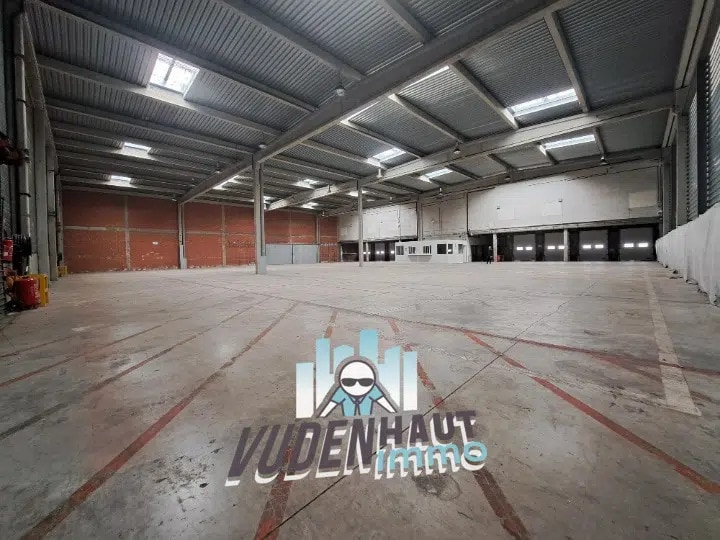 Local d’activités dans Toulouse à louer - Photo intérieure – Image 2 sur 9