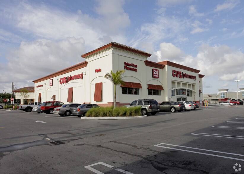 1200 W 68th St, Hialeah, FL à vendre - Photo principale – Image 1 sur 1