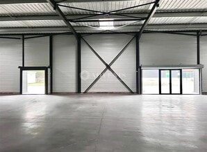 Local commercial dans Anse à vendre Photo intérieure– Image 2 sur 4