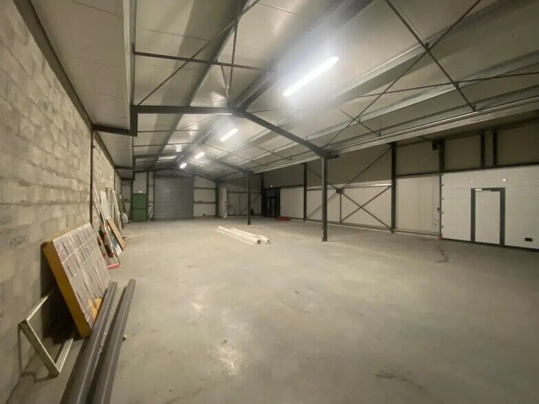 Industriel/Logistique dans Audenge à louer - Photo intérieure – Image 3 sur 6