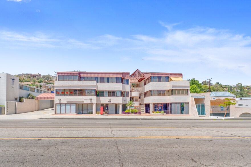 809 S Atlantic Blvd, Monterey Park, CA à vendre - Photo de l’immeuble – Image 1 sur 38
