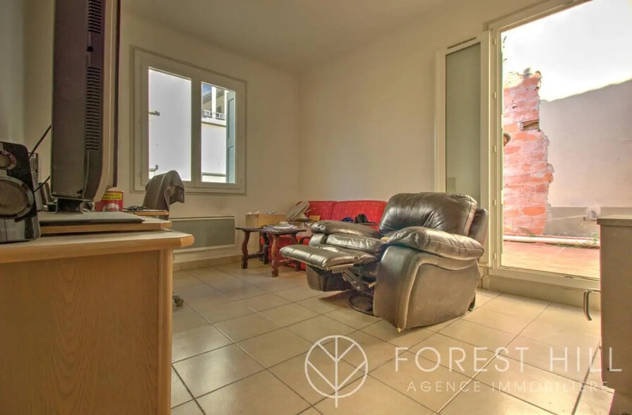 Local commercial dans Céret à vendre - Photo intérieure – Image 3 sur 11