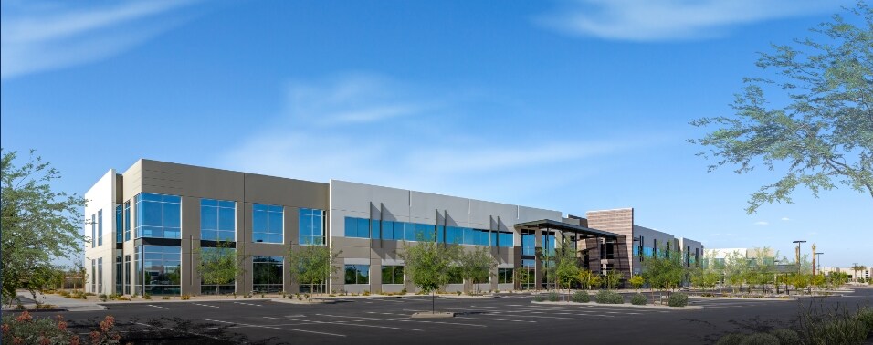 2290 E Yeager Dr, Chandler, AZ à louer - Photo de l’immeuble – Image 3 sur 7