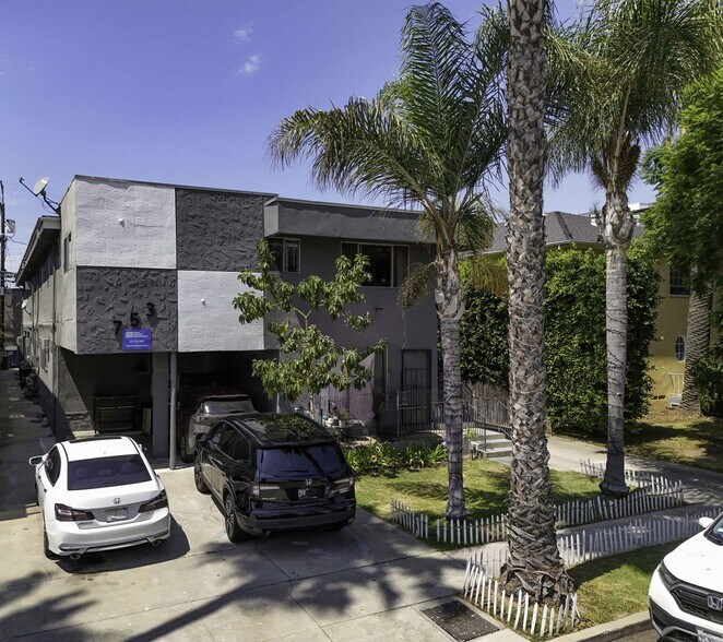 753 N Hudson Ave, Los Angeles, CA à vendre - Photo de l’immeuble – Image 1 sur 51