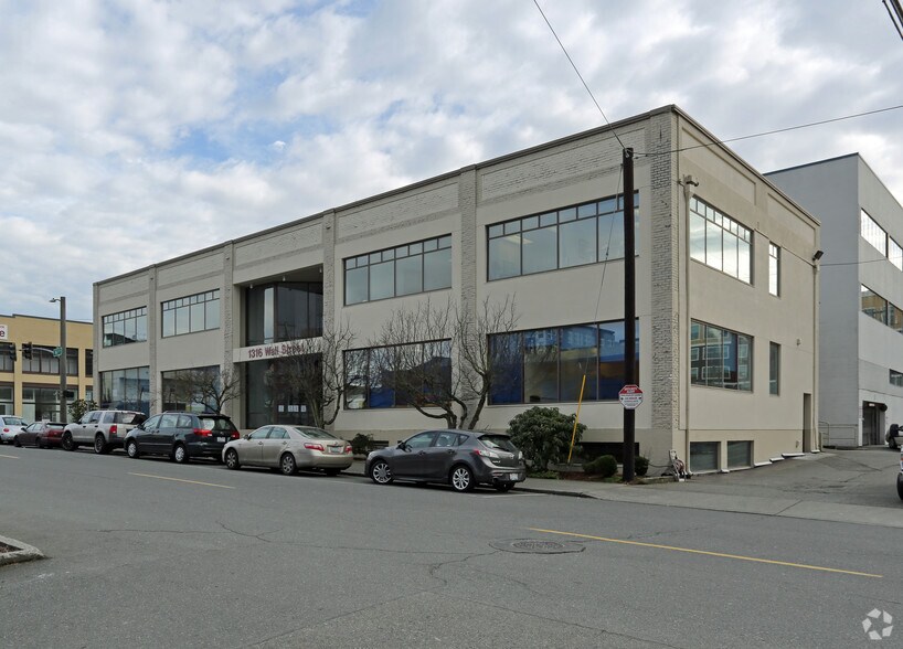 1316 Wall St, Everett, WA à vendre - Photo de l’immeuble – Image 2 sur 25
