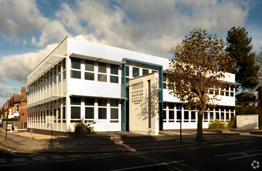 84-88 Pinner Rd, Harrow à louer - Photo de l’immeuble – Image 2 sur 3