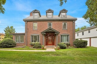 Plus de détails pour 214 N Main St, North Wales, PA - Bureau à vendre