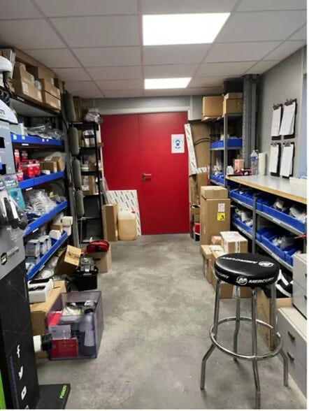 Local d’activités dans Ensuès-la-Redonne à louer - Photo intérieure – Image 3 sur 12