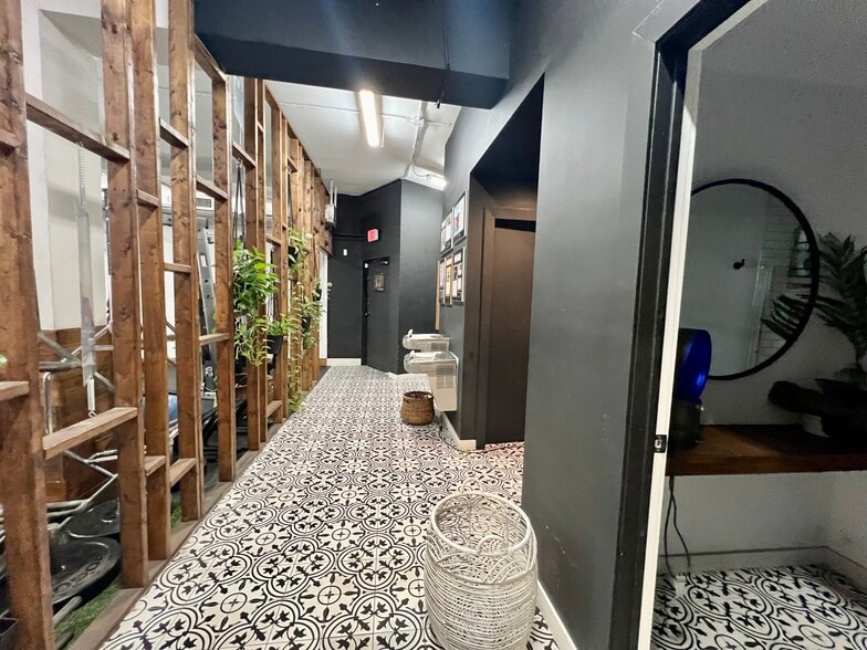 8200 NE 2nd Ave, Miami, FL à louer - Photo intérieure – Image 3 sur 6