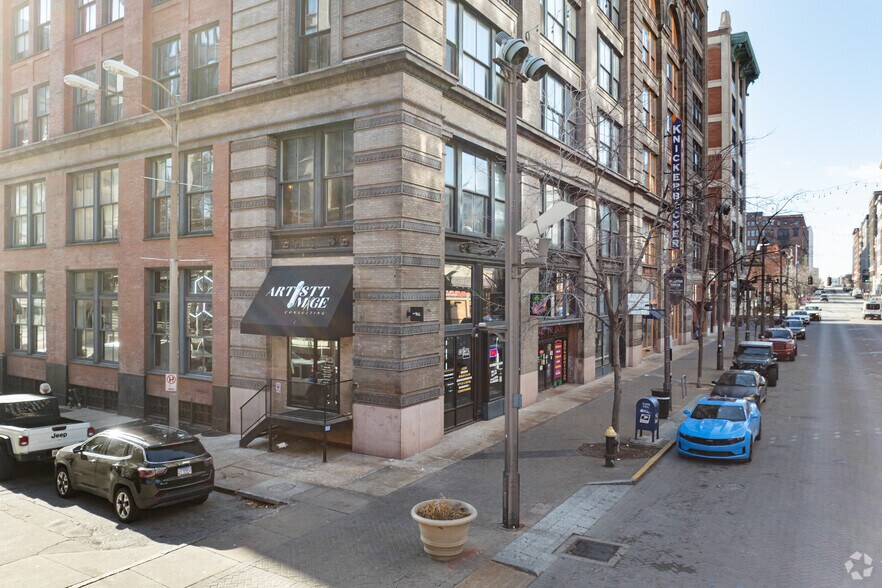 1308 Washington Ave, Saint Louis, MO à louer - Photo de l’immeuble – Image 3 sur 11