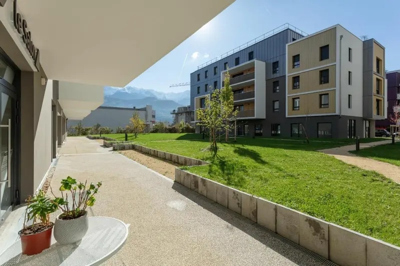 165 Rue Des Sources, Crolles à vendre - Photo de l’immeuble – Image 2 sur 5
