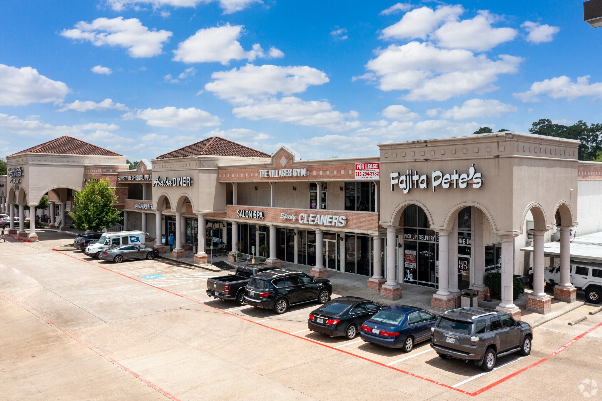 8800-8899 Katy Fwy, Houston, TX à louer Photo principale– Image 1 sur 9