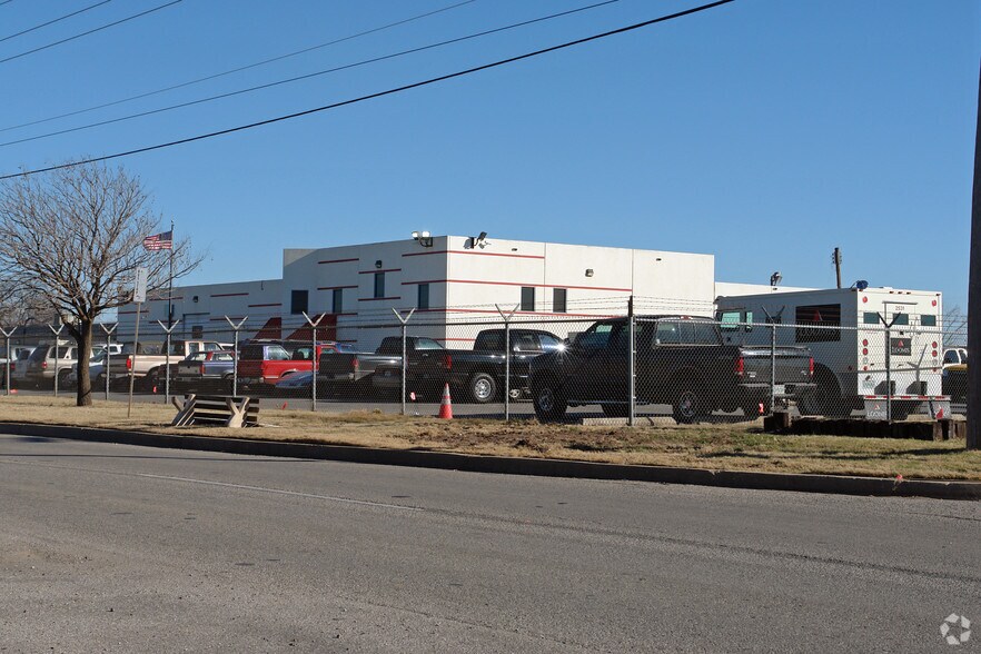 1610 NE 4th St, Oklahoma City, OK à vendre - Photo principale – Image 1 sur 8