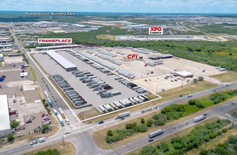 14610 Mines Rd, Laredo, TX à louer Photo intérieure– Image 2 sur 2