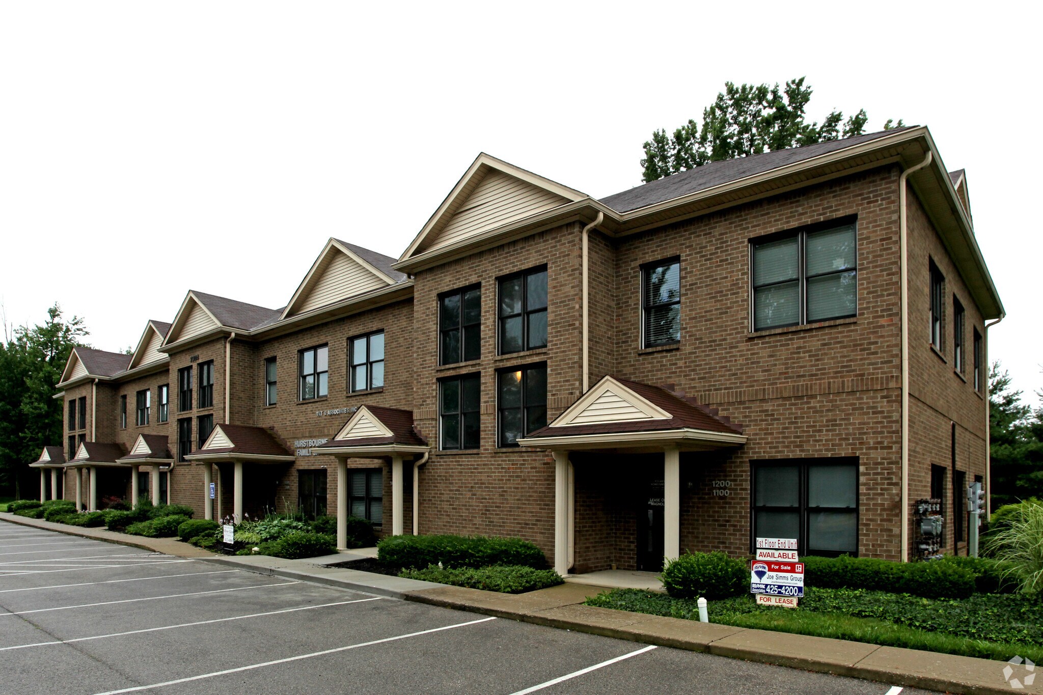 2304 Hurstbourne Village Dr, Louisville, KY à vendre Photo principale– Image 1 sur 4