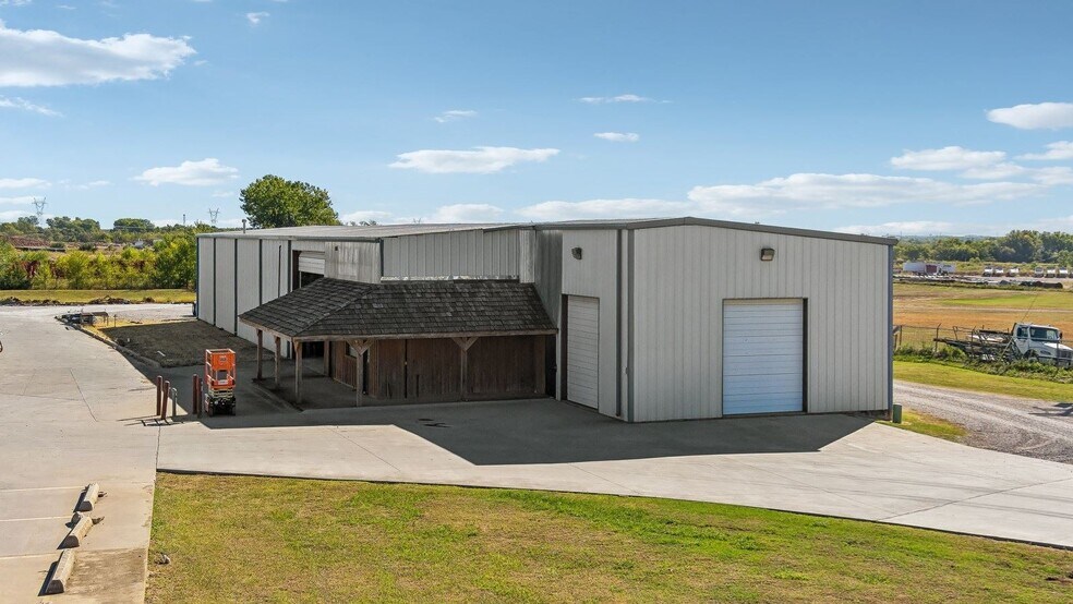 13800 S MacArthur Blvd, Oklahoma City, OK à vendre - Photo principale – Image 1 sur 3