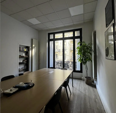 20B Rue La Boétie, Paris à louer Photo intérieure– Image 1 sur 3