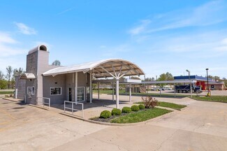 Plus de détails pour 7010 Raggard Rd, Louisville, KY - Local commercial à louer
