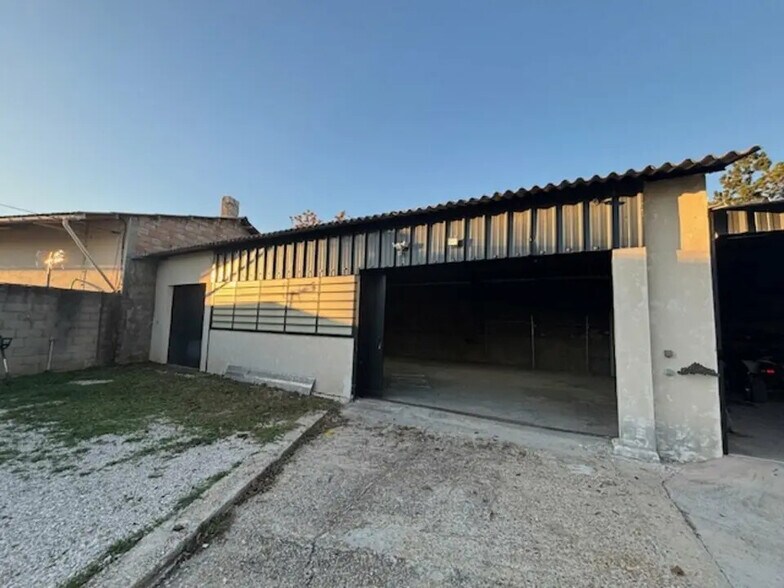 Industriel/Logistique dans Sorgues à louer - Photo de l’immeuble – Image 3 sur 6